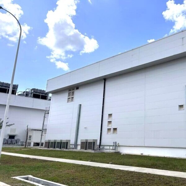 Pusat Data Huashi Butterfly di Johor Bahru